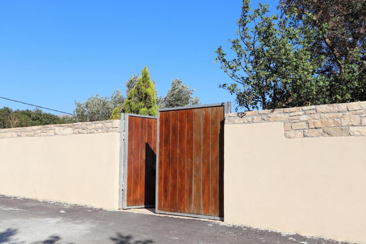 Amathianis Villa Триопетра Екстериор снимка