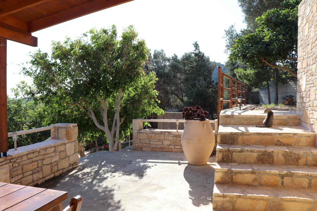 Amathianis Villa Триопетра Екстериор снимка