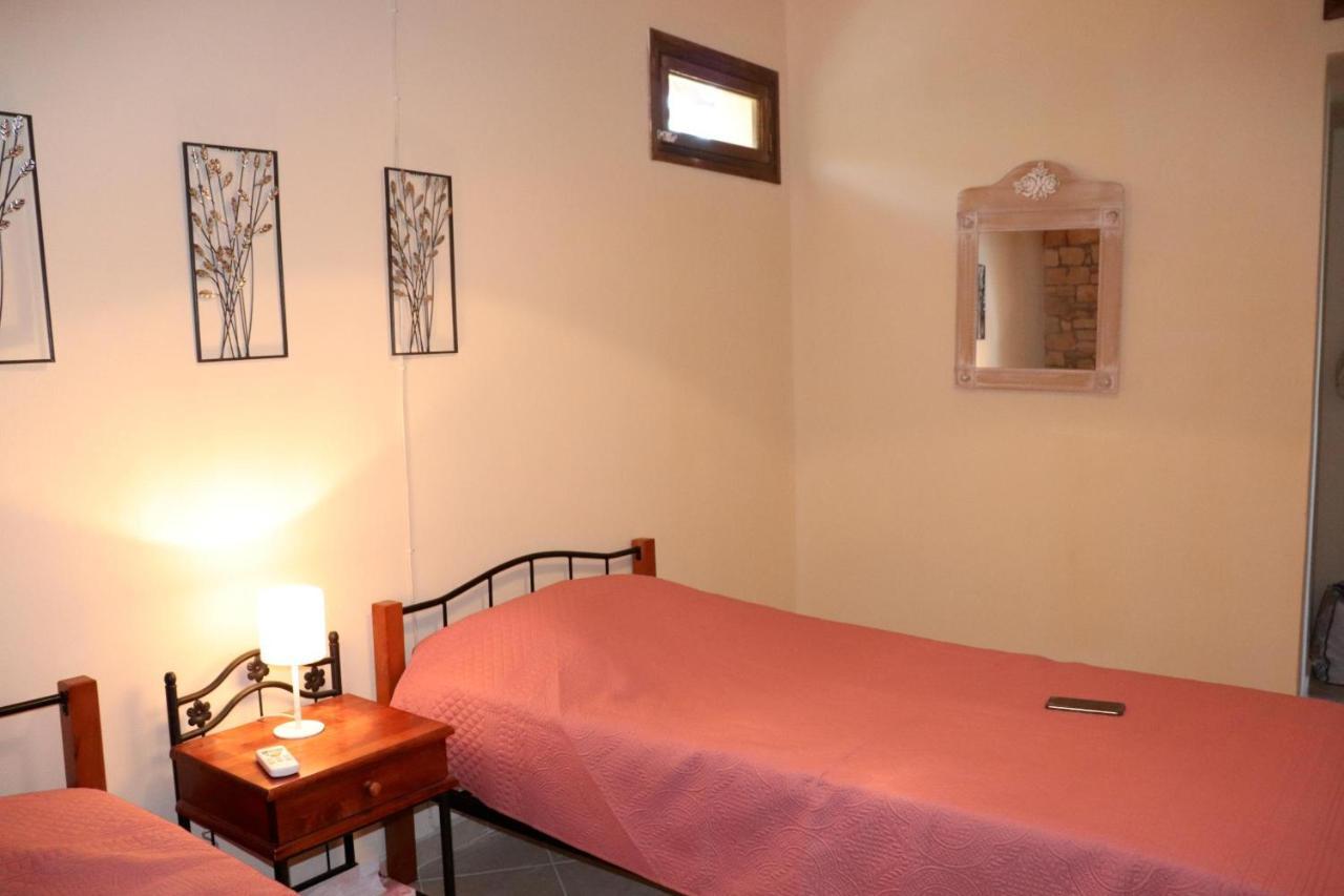 Amathianis Villa Триопетра Екстериор снимка